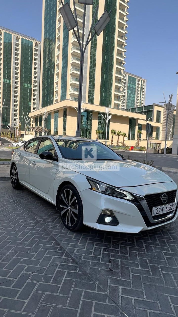 Nissan Altima 2019