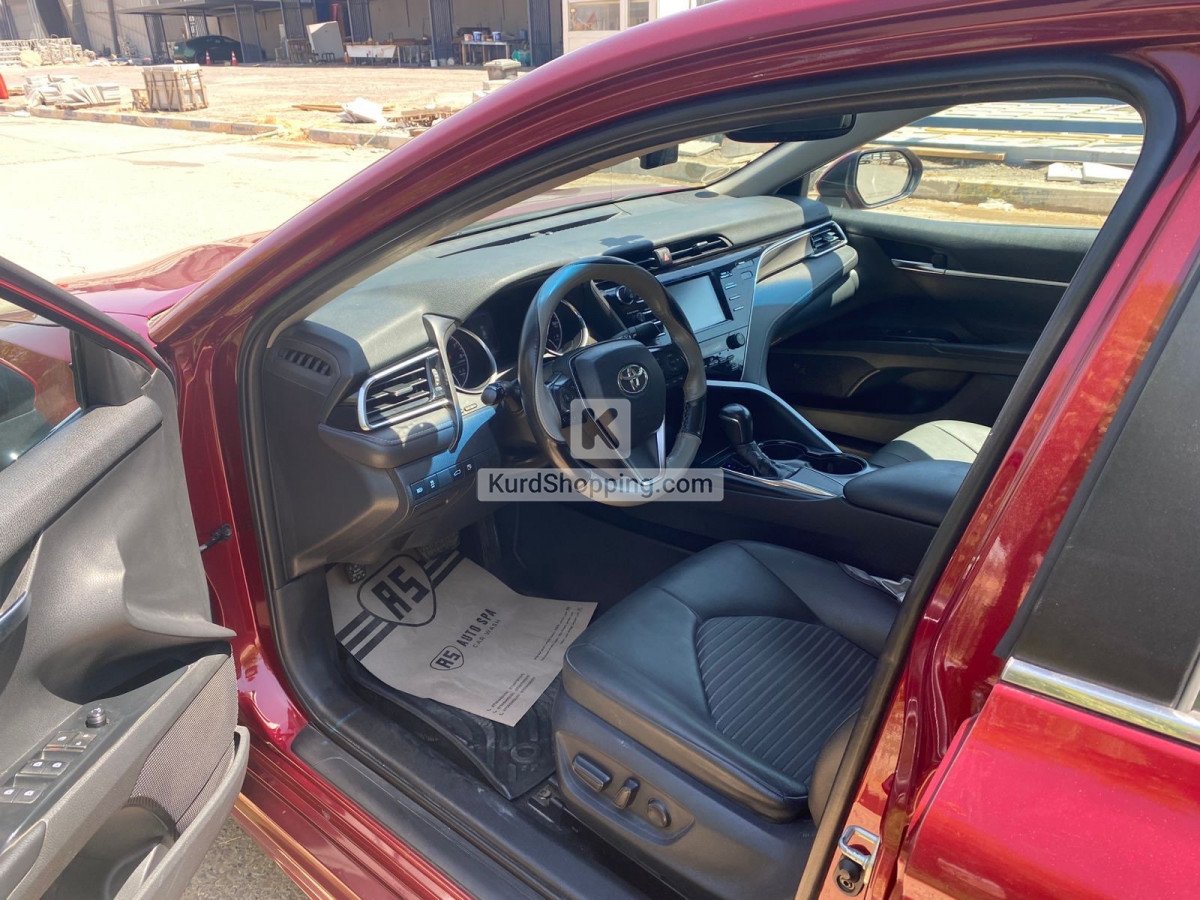 Toyota Camry 2018