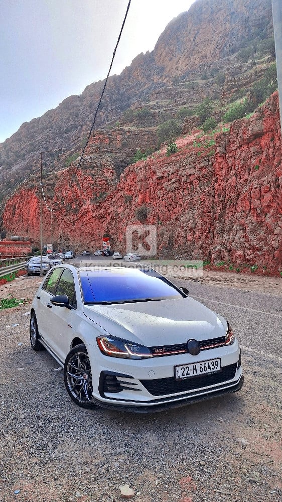 Volkswagen Golf 2021