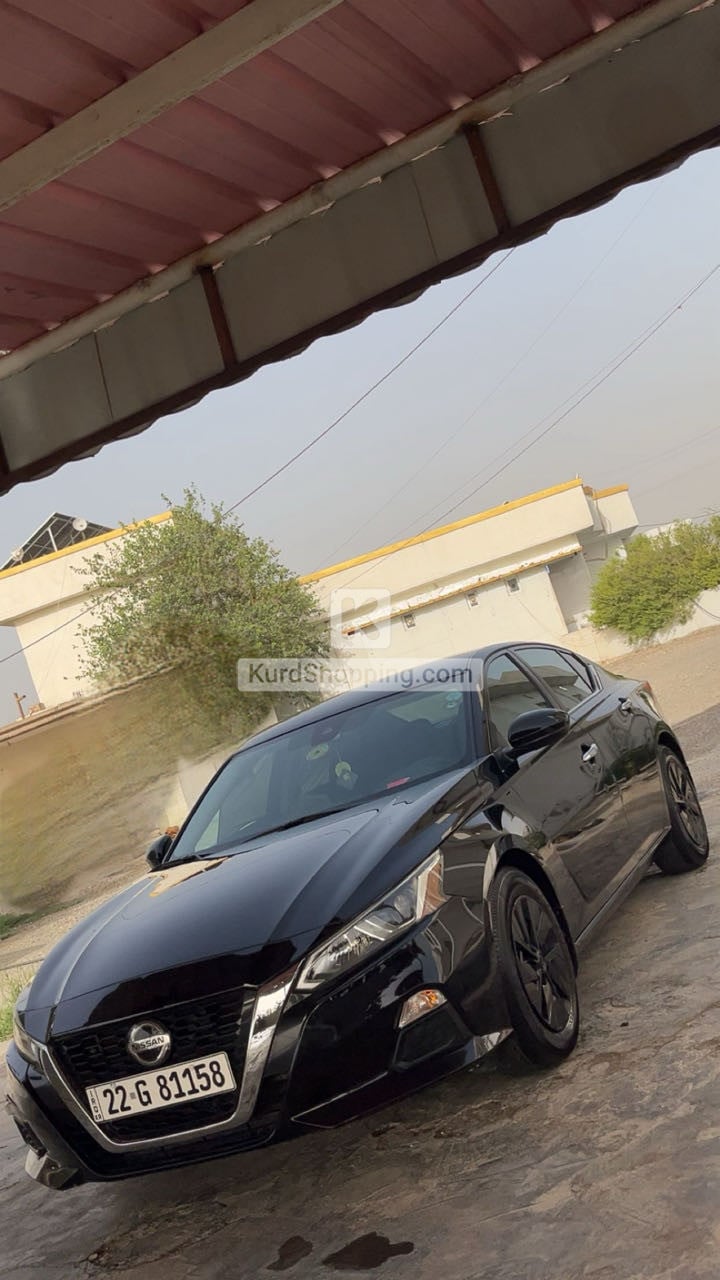 Nissan Altima 2021
