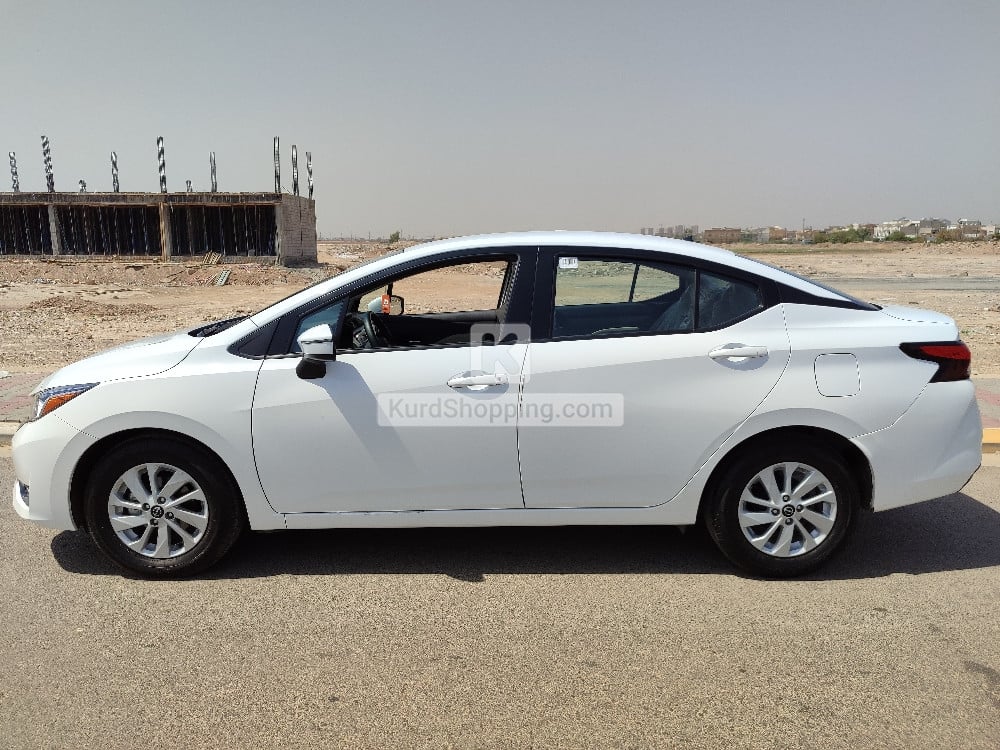 Nissan Sunny 2024