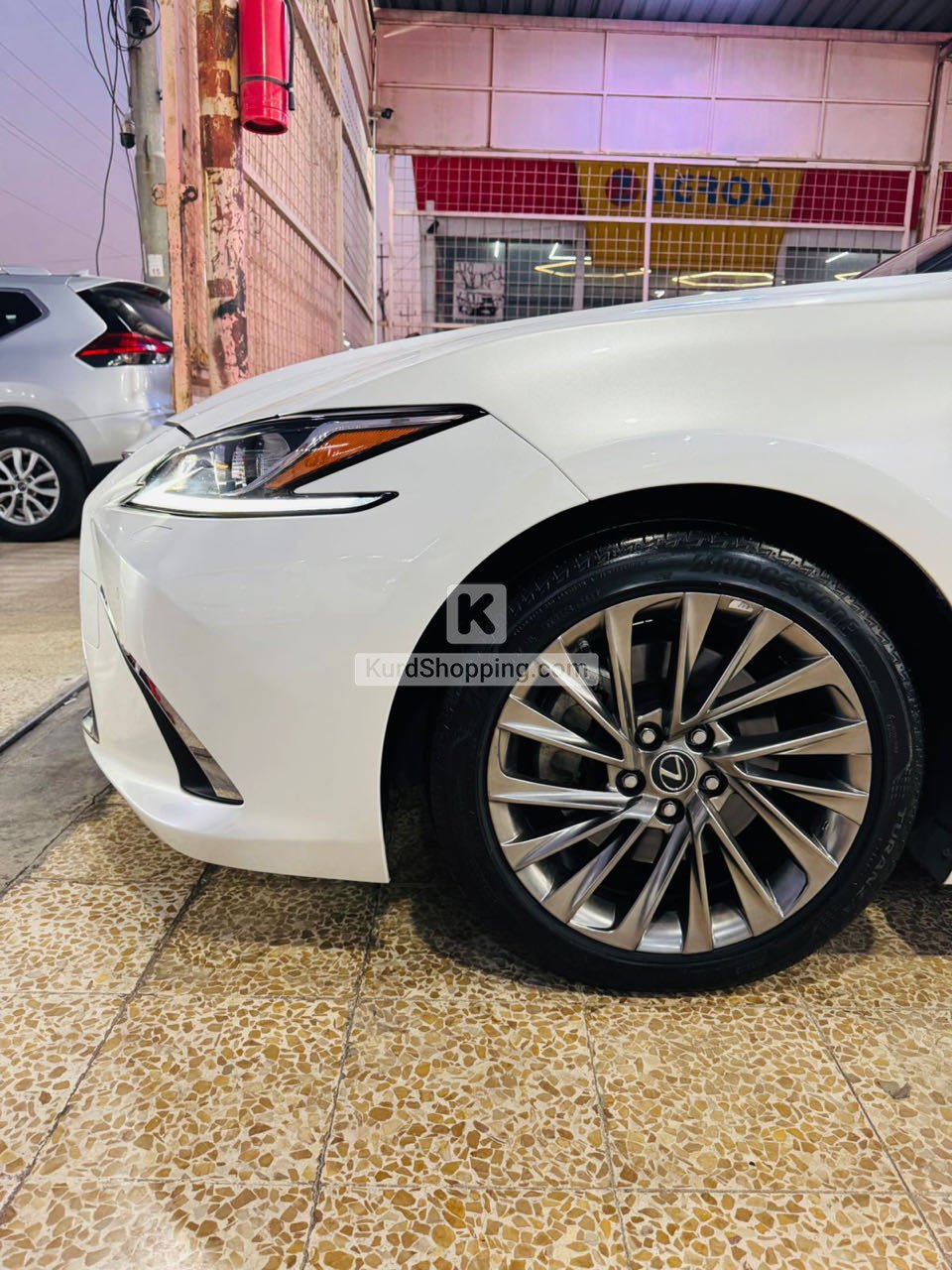 Lexus ES 350 2023