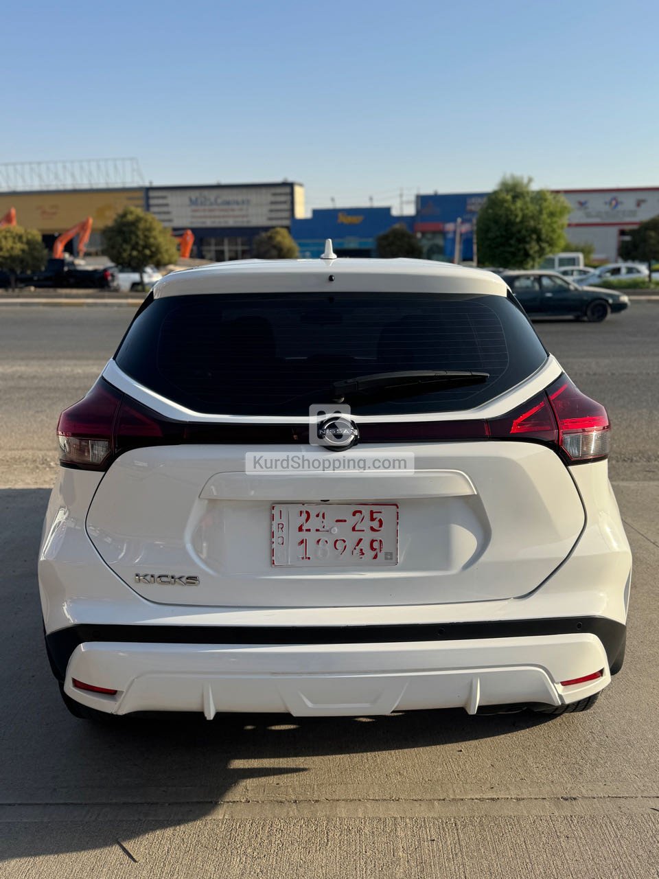 Nissan کیکس 2023