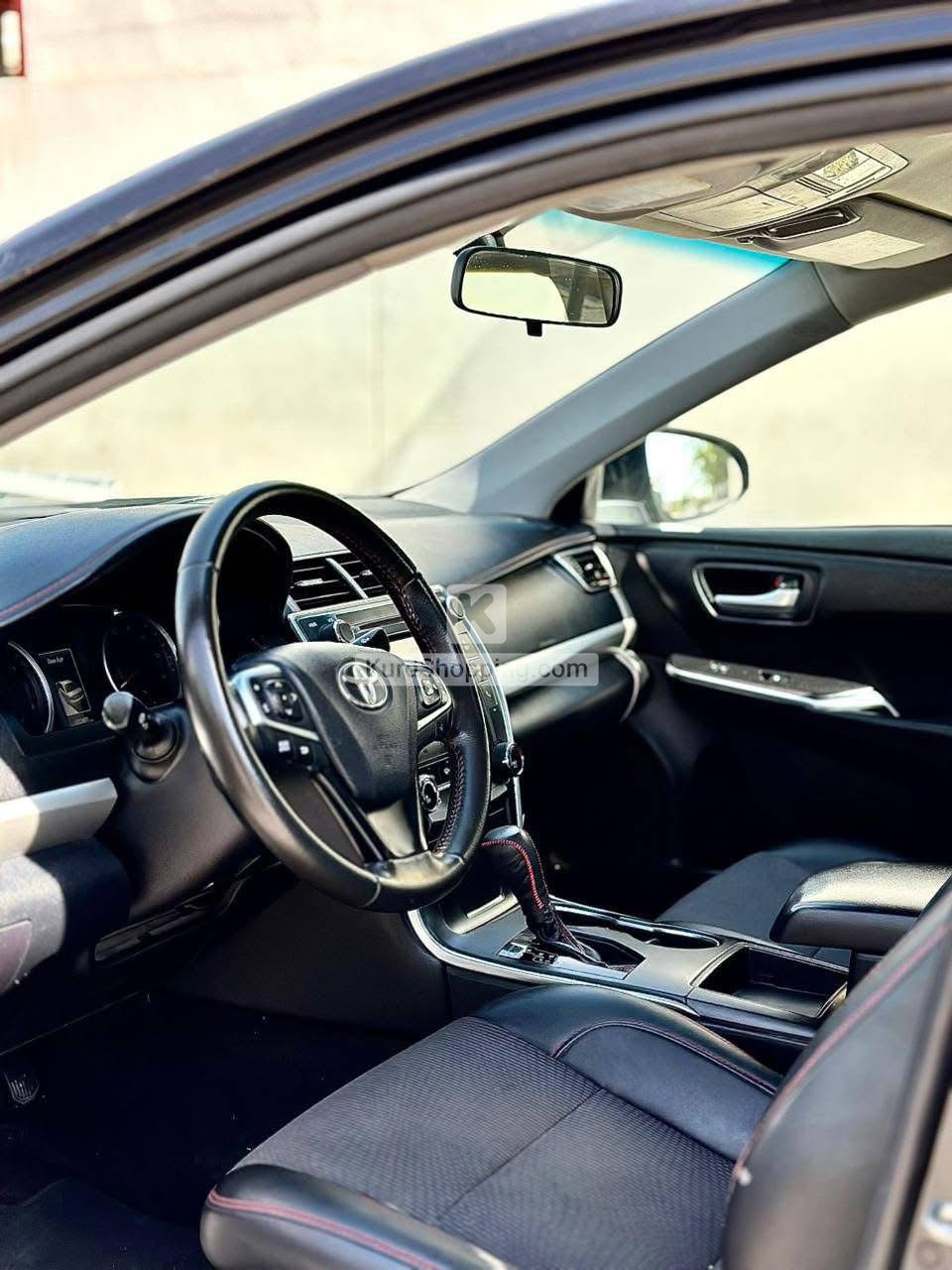 Toyota Camry 2016