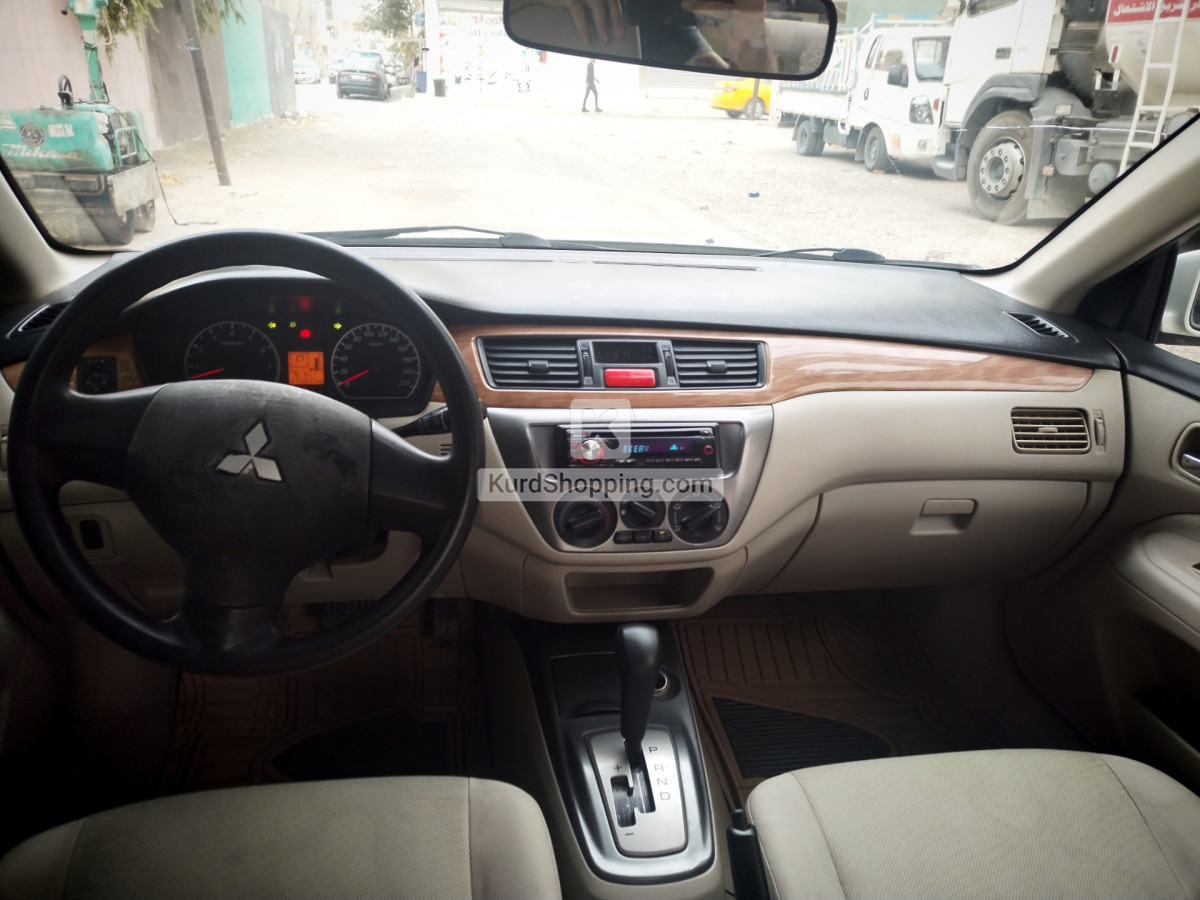 Mitsubishi Lancer 2011