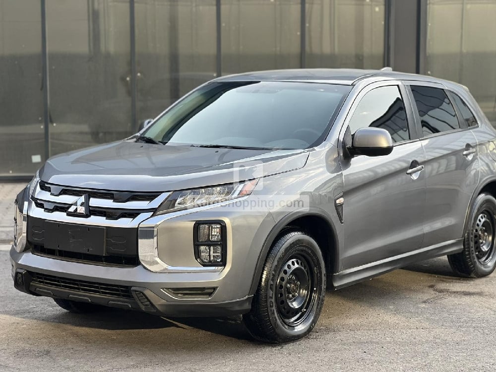 Mitsubishi Outlander 2023