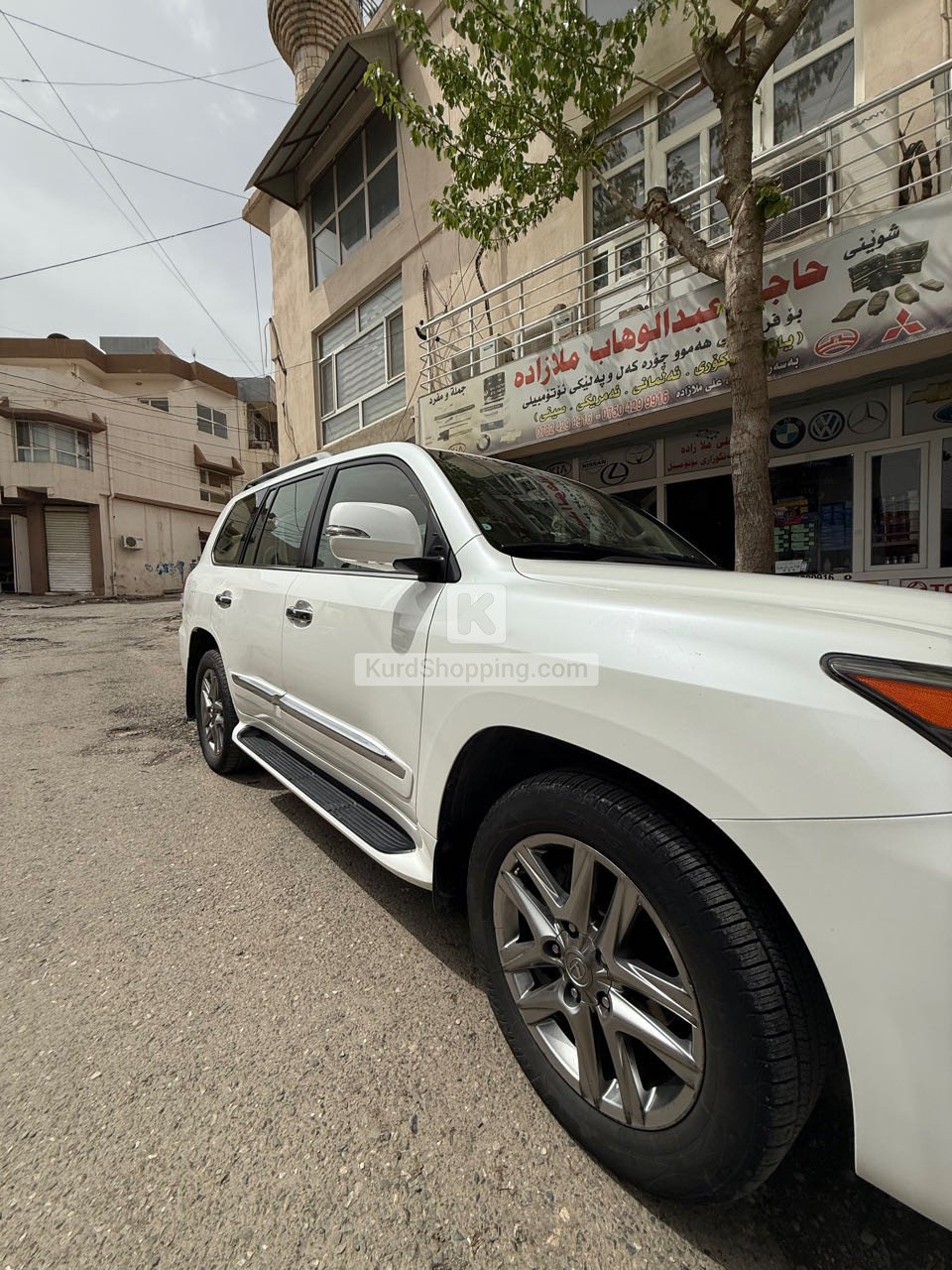 Lexus LX570 2012