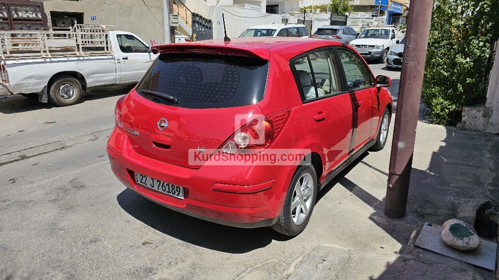Nissan Tiida 2011