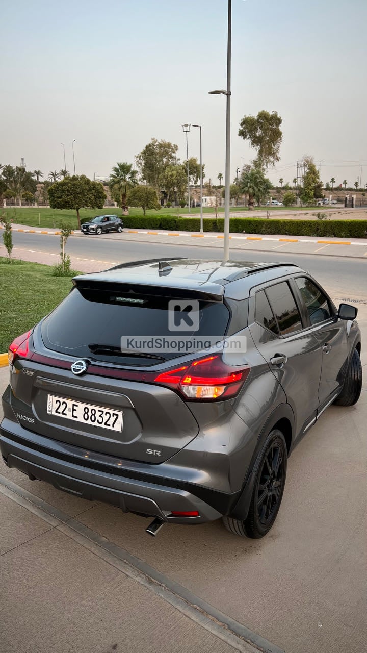 Nissan کیکس 2021