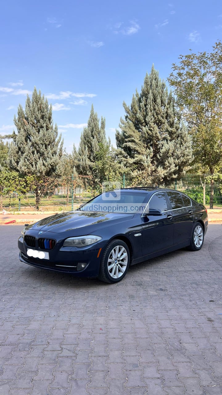BMW 5 Series 2011