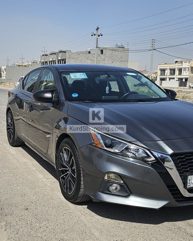 Nissan Altima 2019
