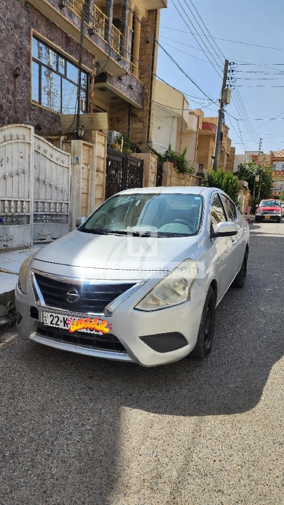 Nissan Sunny 2016