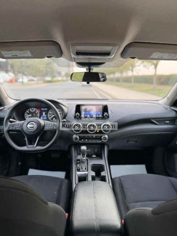 Nissan Sentra 2024