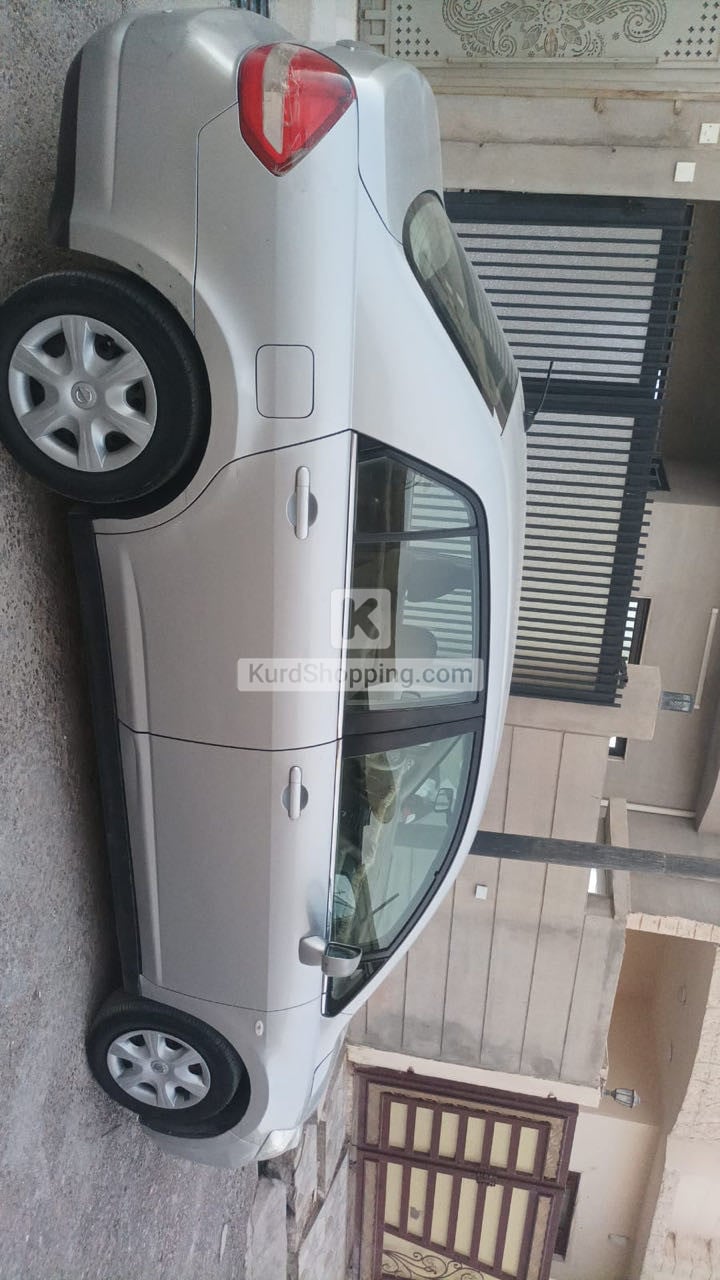Nissan Tiida 2008