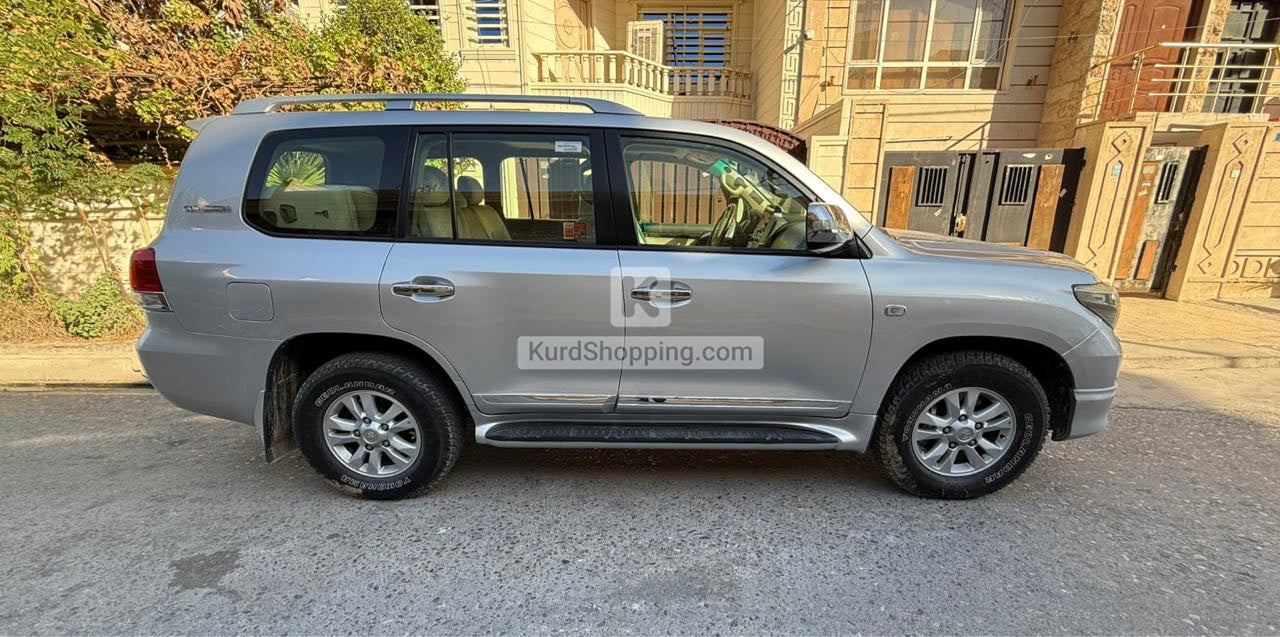 Toyota Landcruiser 2011