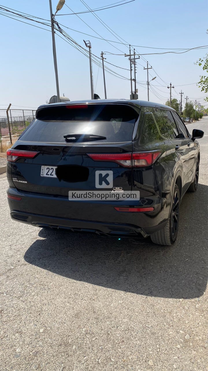 Mitsubishi Outlander 2023