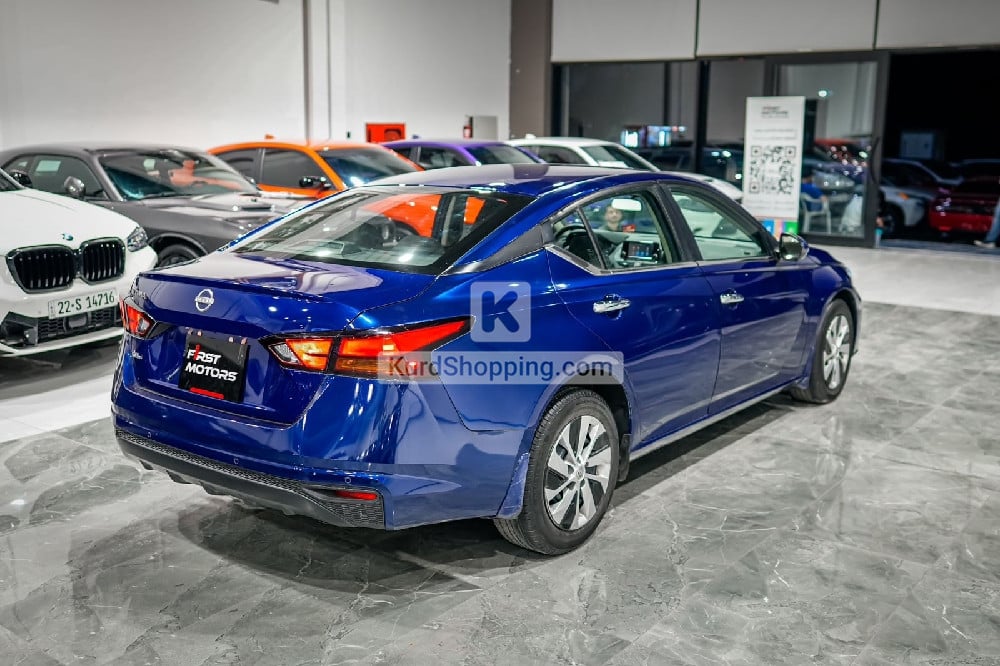 Nissan Altima 2023