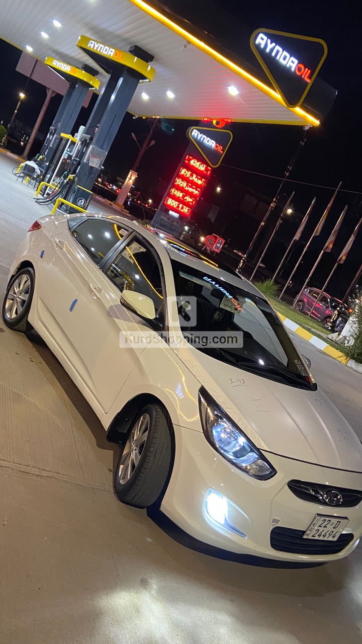 Hyundai Accent 2013