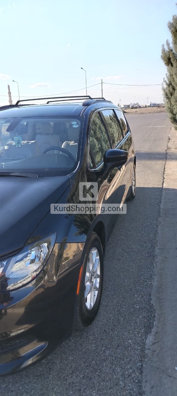 Chrysler pasfica 2021