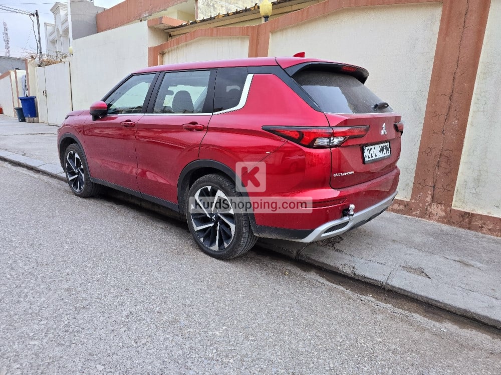 Mitsubishi Outlander 2024