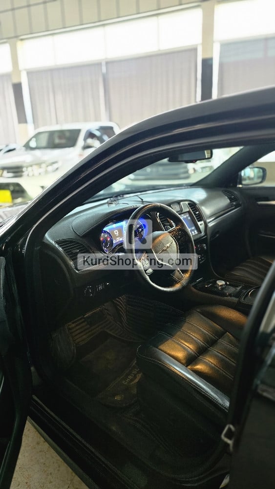 Chrysler 300S 2019