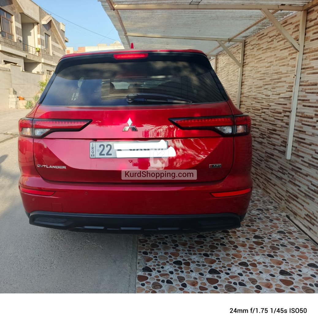 Mitsubishi Outlander 2023