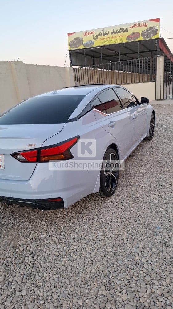 Nissan Altima 2024