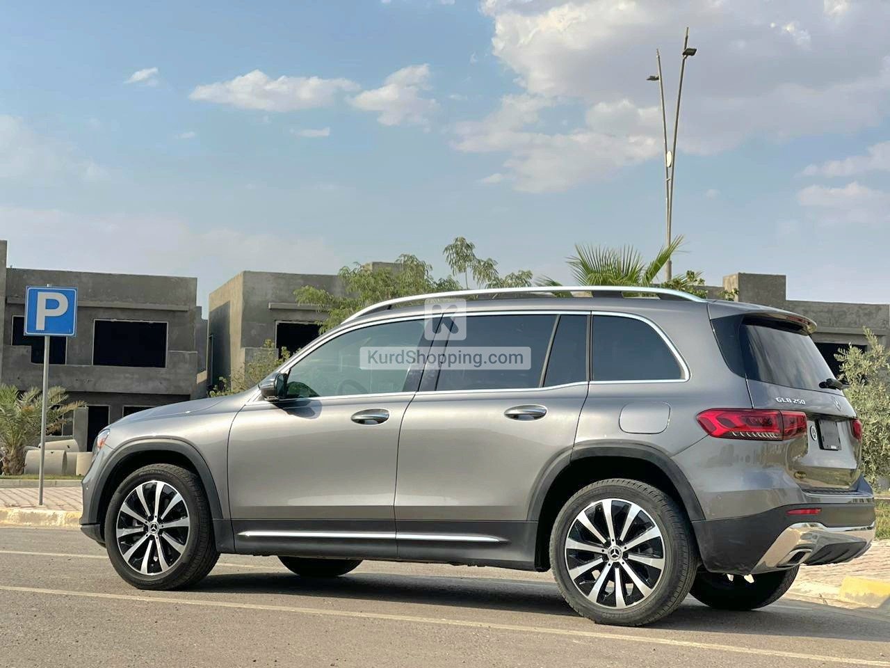 Mercedes Benz GL-Class 2023