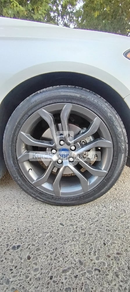 Ford Fusion 2018