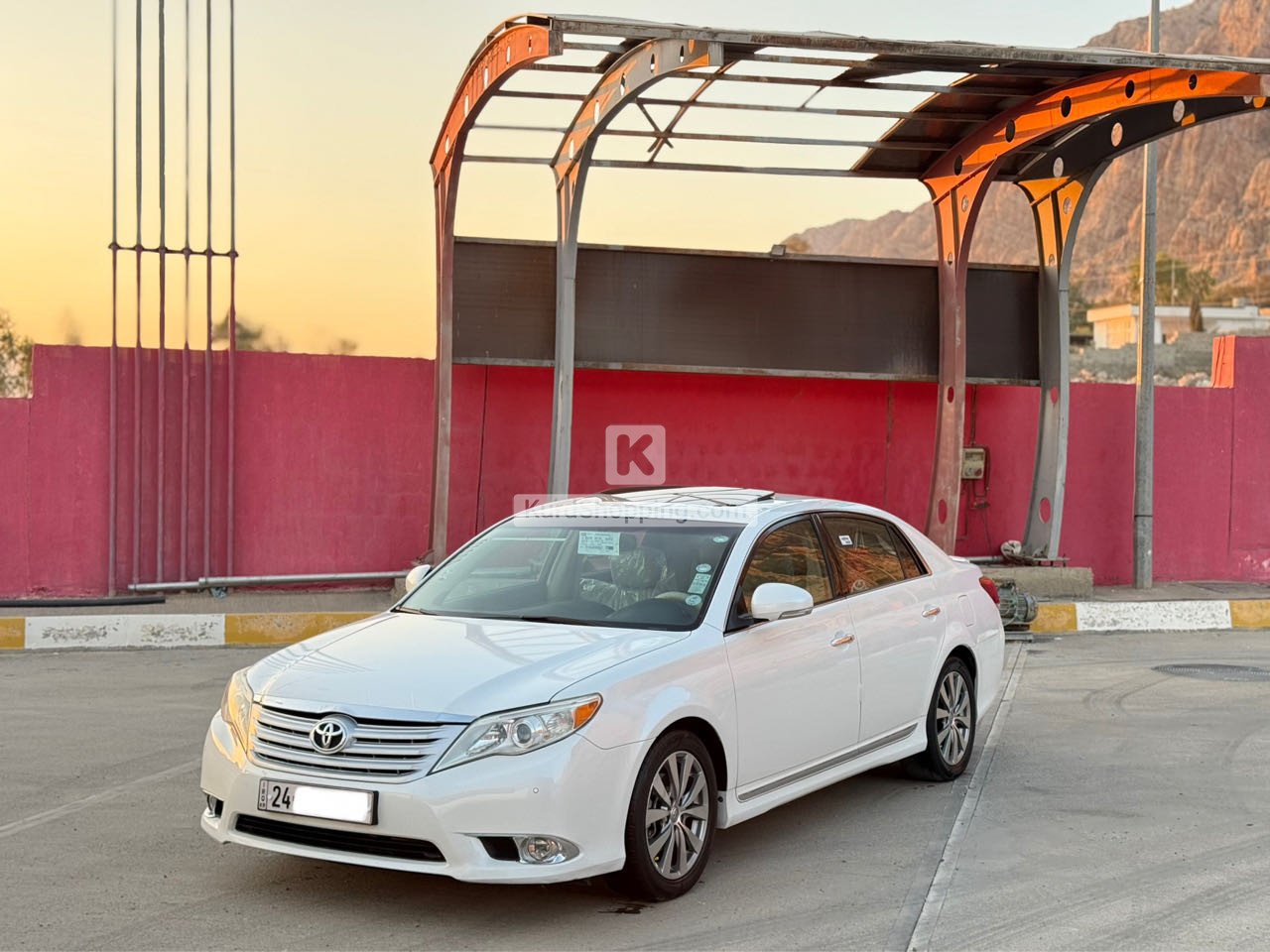Toyota Avalon 2011