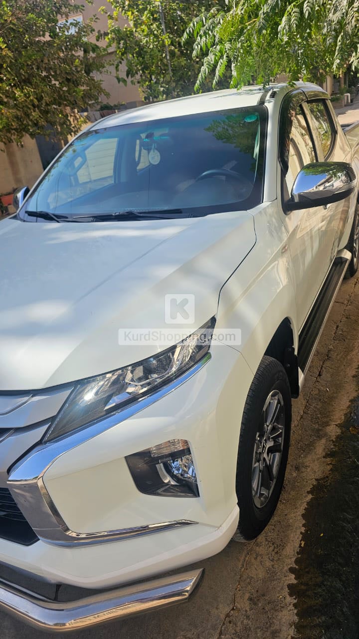 Mitsubishi L200 2022