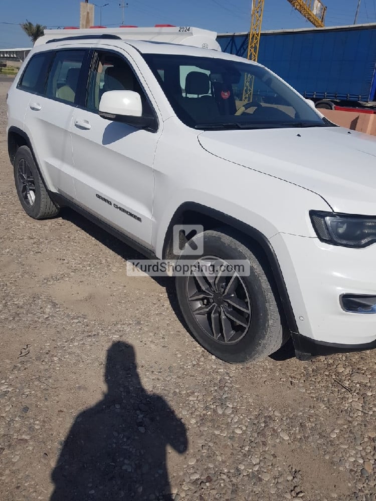 Jeep Laredo 2020