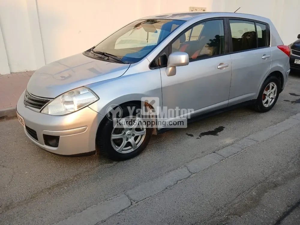 Nissan Tiida 2013