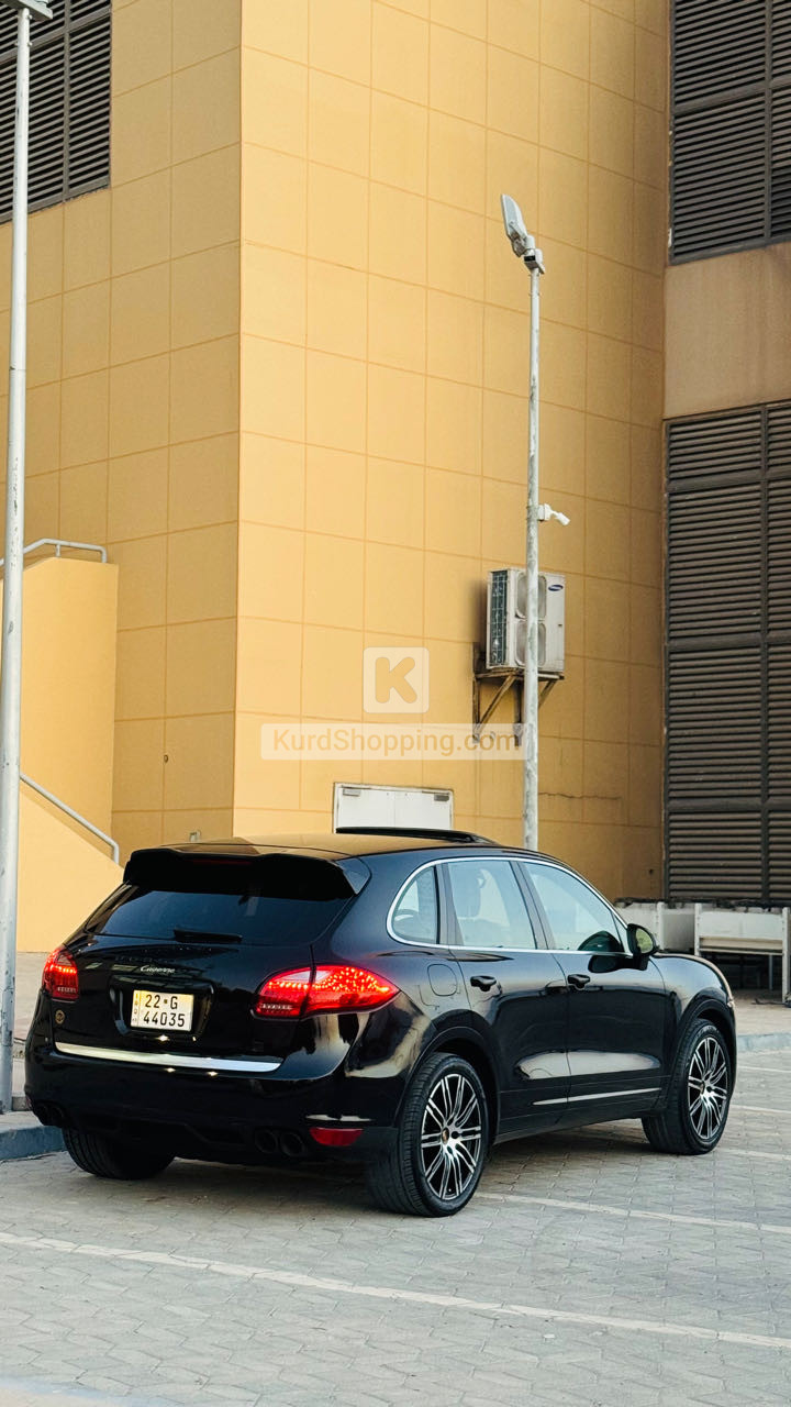 Porsche Cayenne 2011