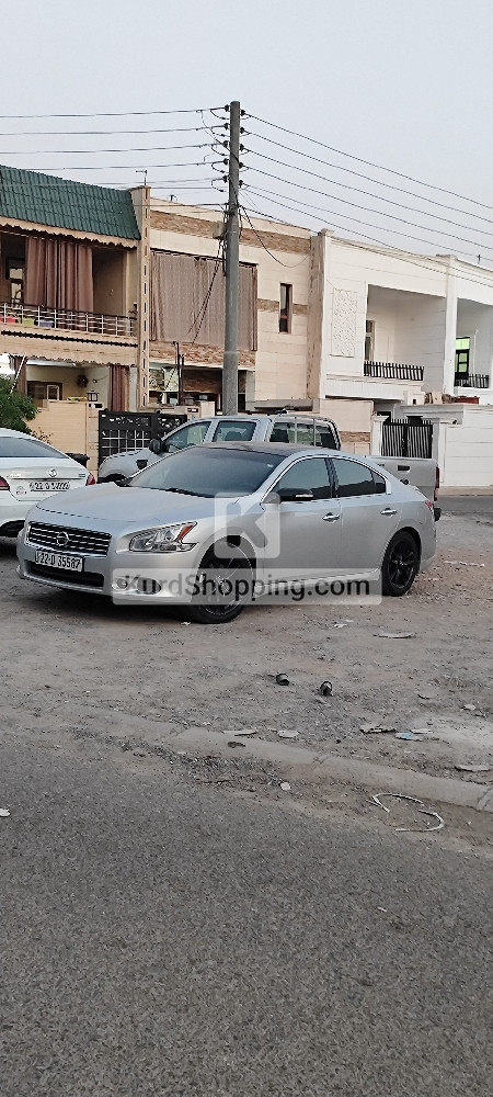 Nissan Maxima 2011