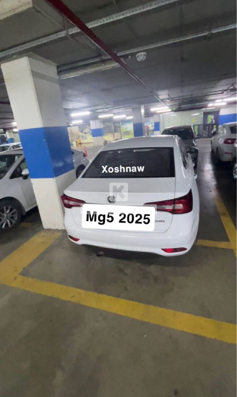 MG MG 5 2025