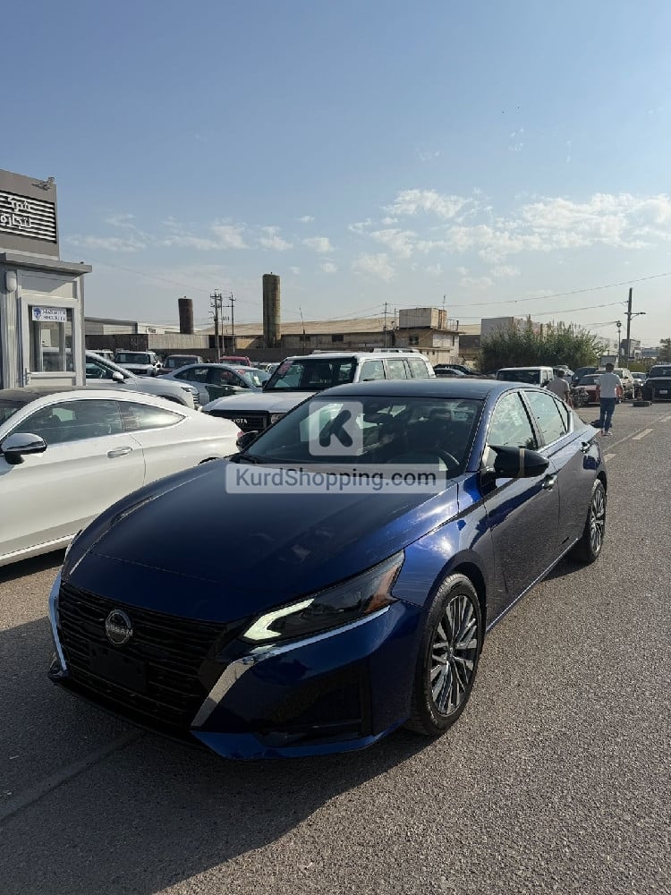 Nissan Altima 2023