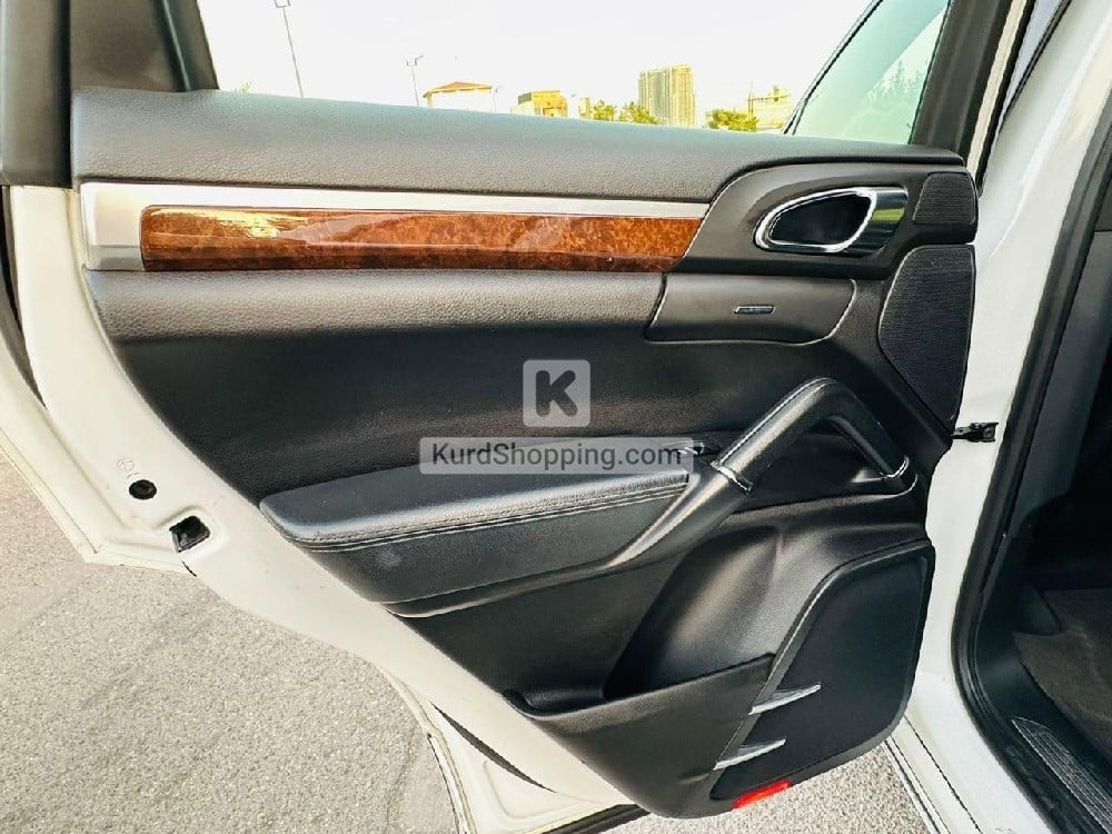 Porsche Cayenne 2016