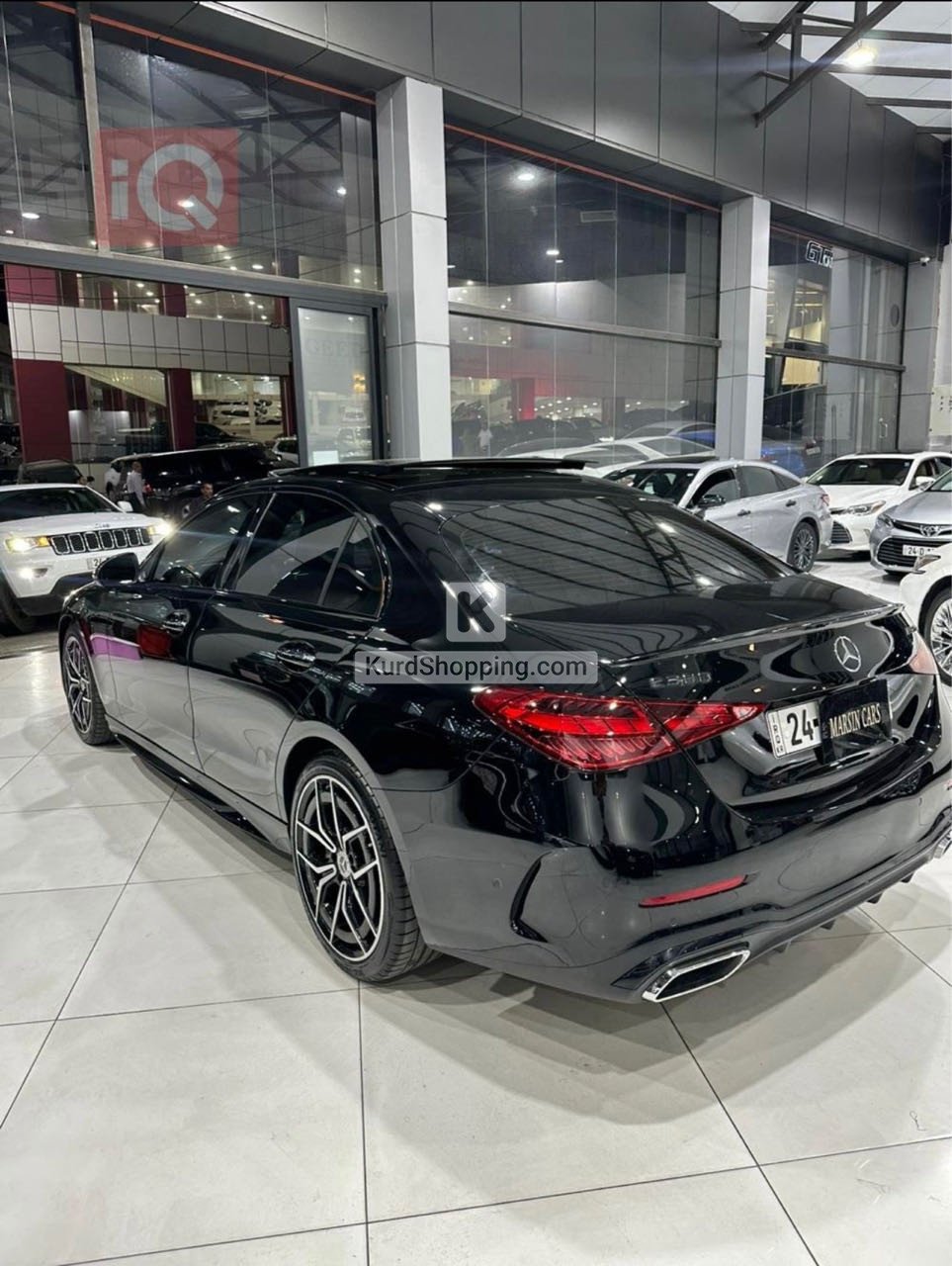 Mercedes Benz 300 2023