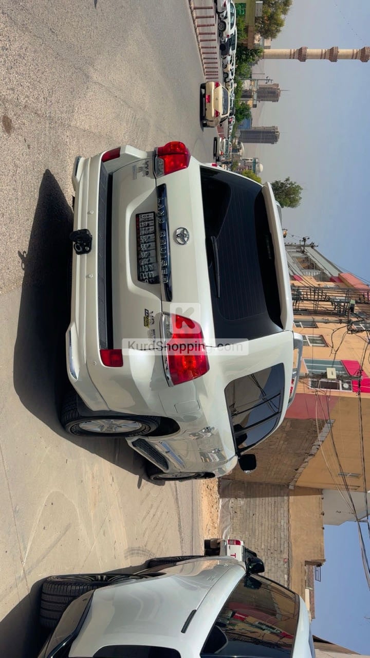 Toyota Landcruiser 2013