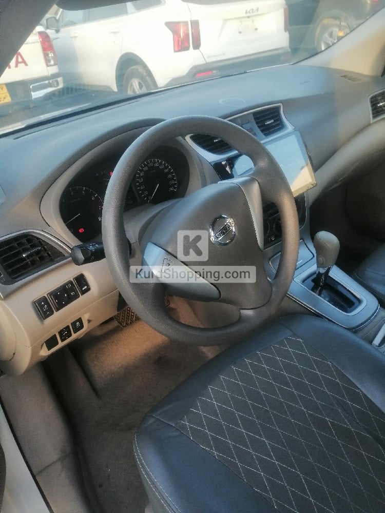 Nissan Sentra 2020