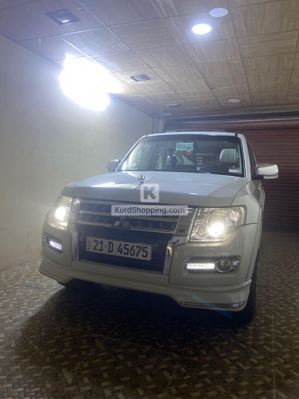 Mitsubishi Pajero 2016