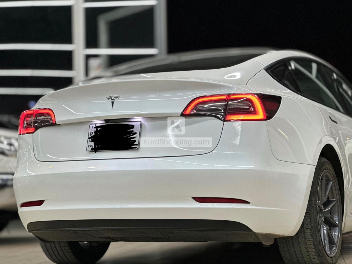 Tesla Model 3 2023