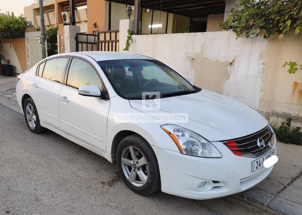 Nissan Altima 2010