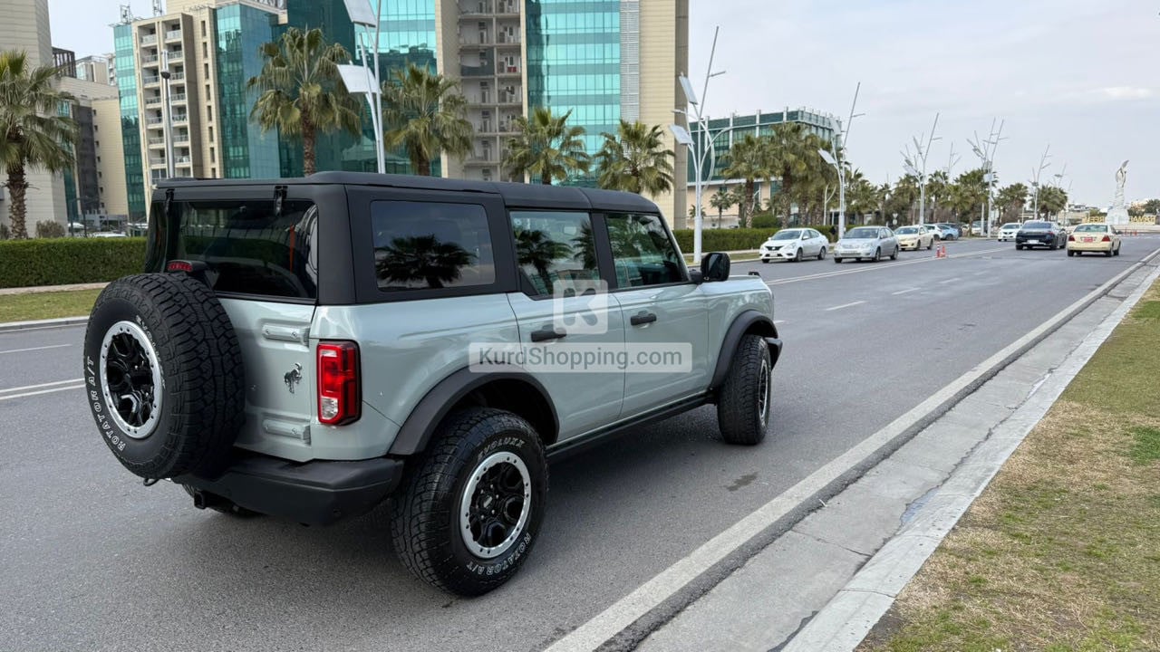 Ford Bronco 2022