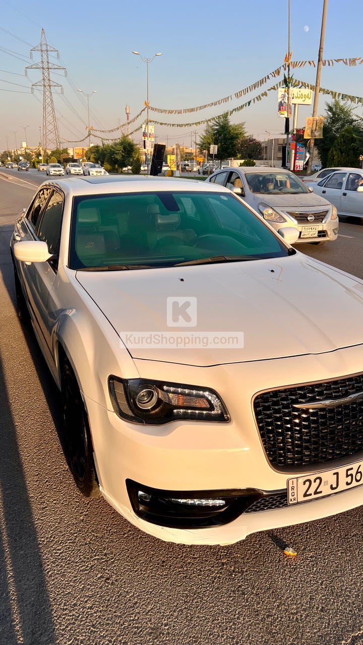 Chrysler 300S 2018