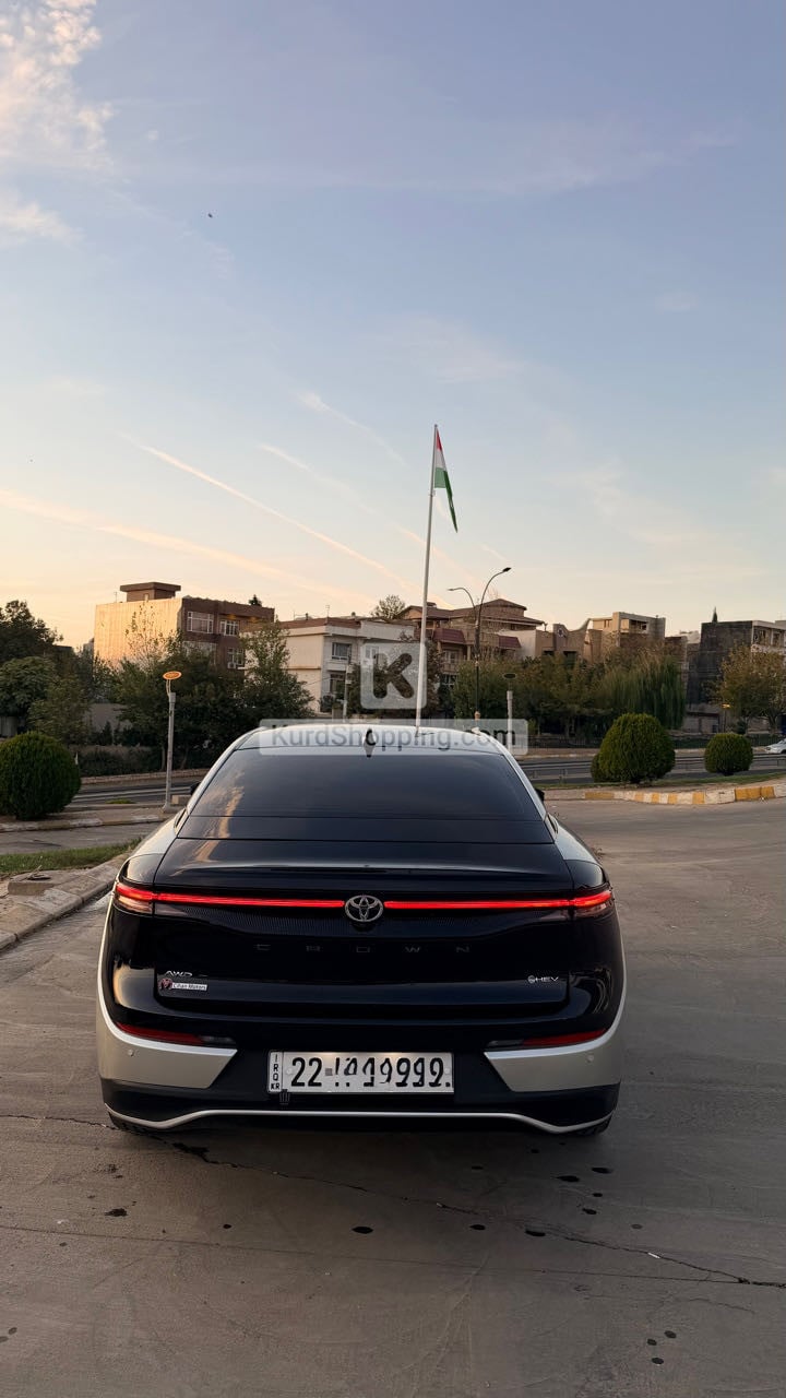 Toyota Super Crown 2025