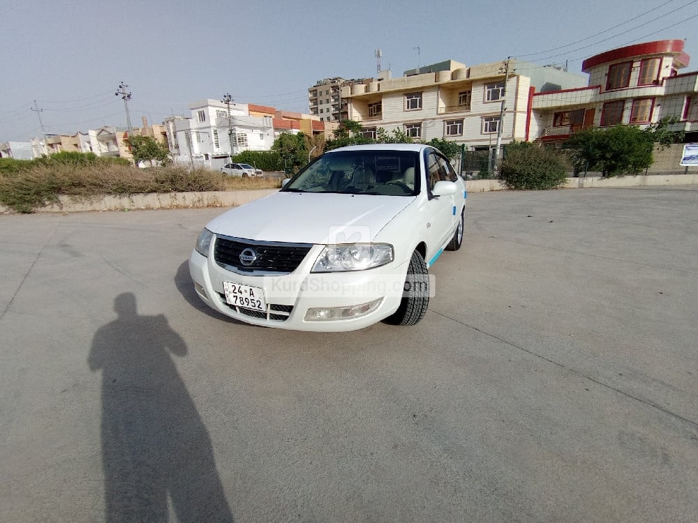 Nissan Sunny 2011