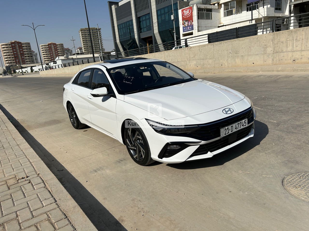 Hyundai Elantra 2024
