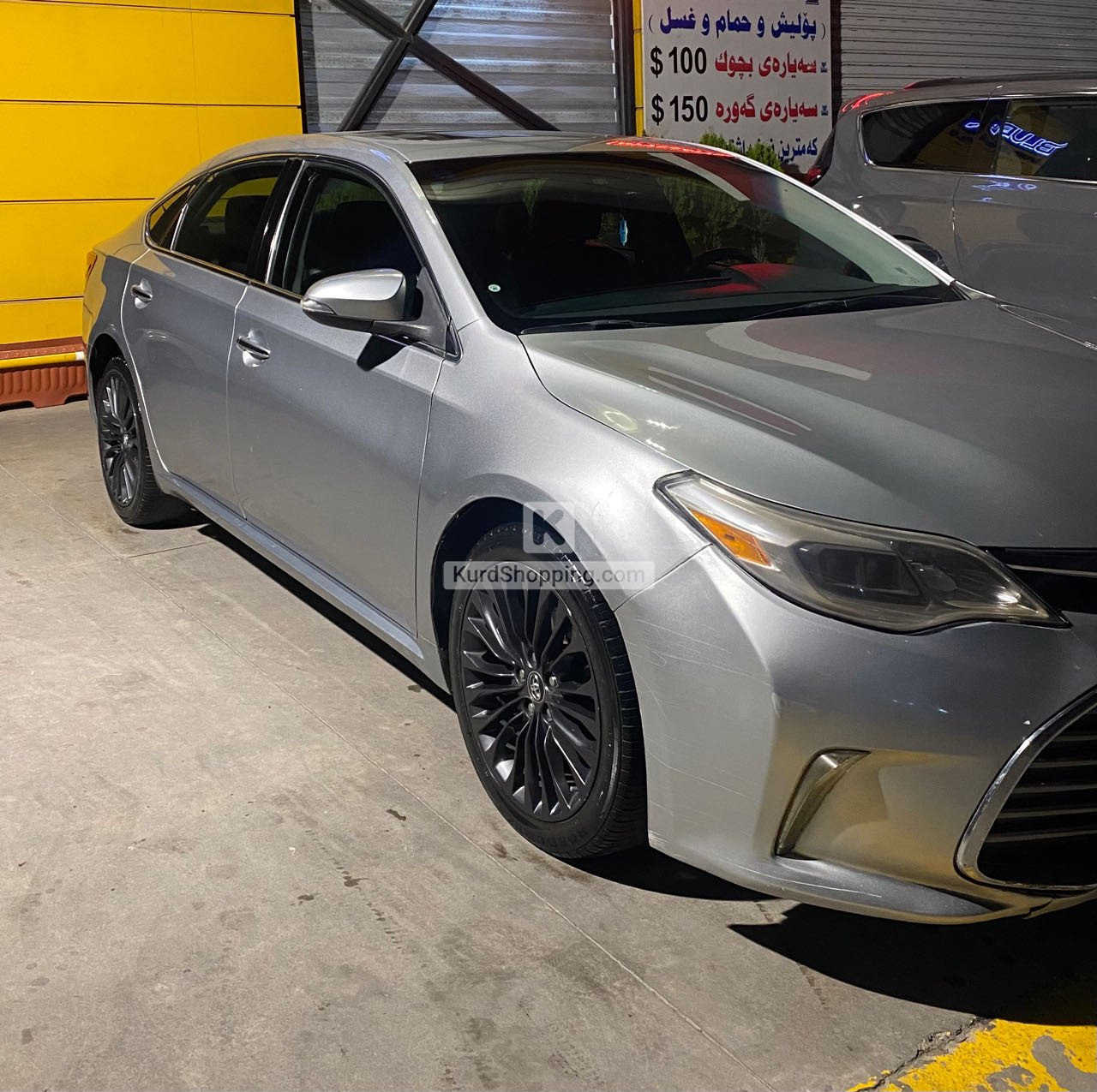 Toyota Avalon 2016